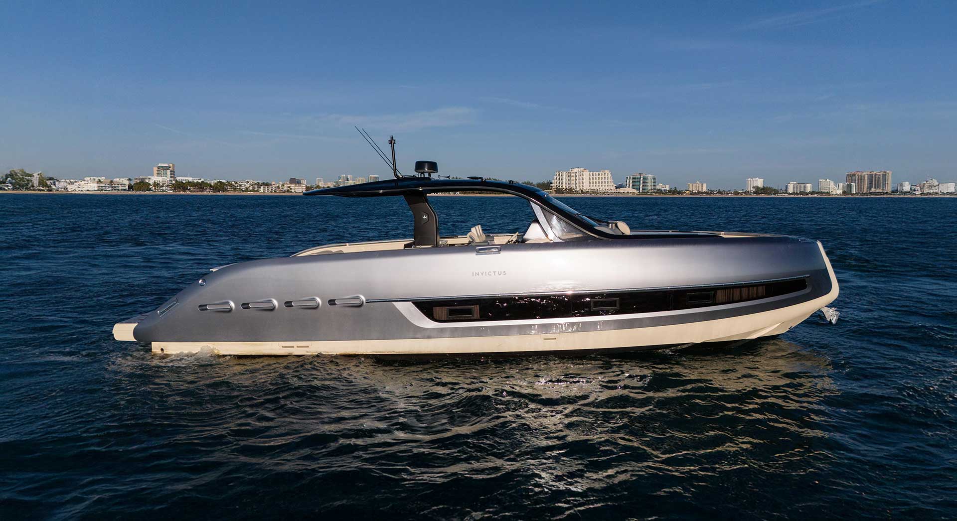 2024_Invictus_TT460_h